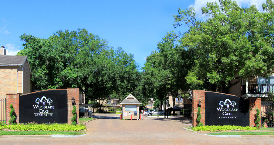 Woodlake Oaks Apartments Image 25